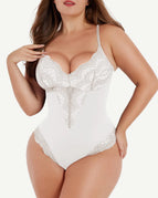 Bílá