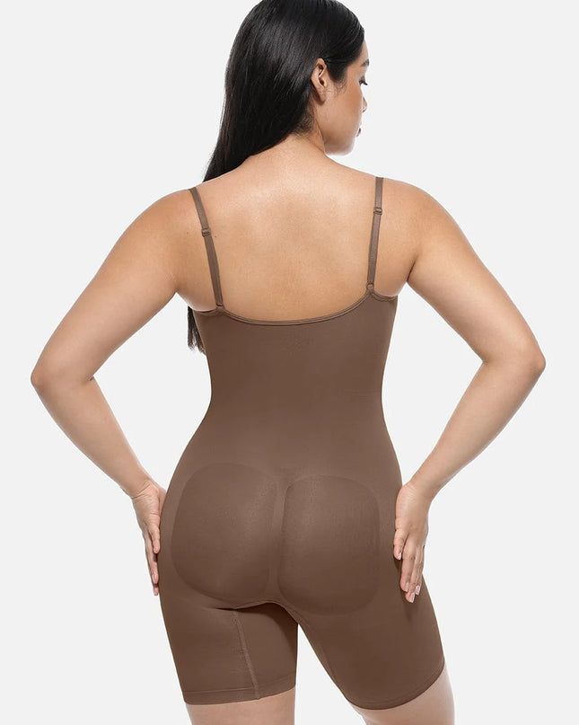 Novelia™ Sculpt – tvarující body se šortkovým střihem