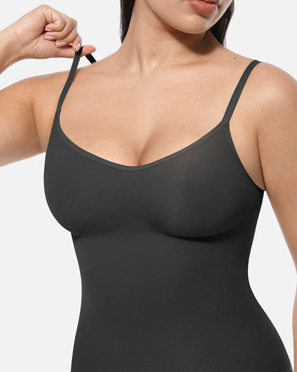 Novelia™ Sculpt – tvarující body se šortkovým střihem
