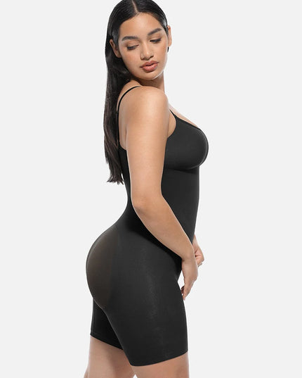 Novelia™ Sculpt – tvarující body se šortkovým střihem