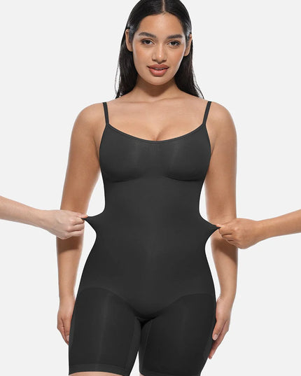 Novelia™ Sculpt – tvarující body se šortkovým střihem