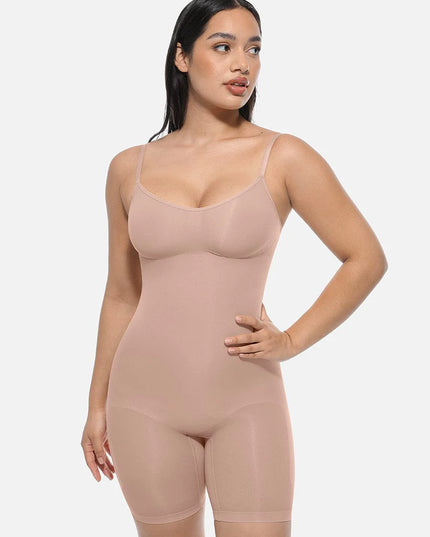 Novelia™ Sculpt – tvarující body se šortkovým střihem