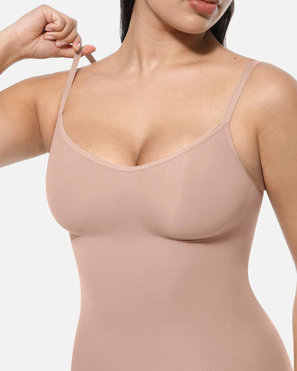 Novelia™ Sculpt – tvarující body se šortkovým střihem