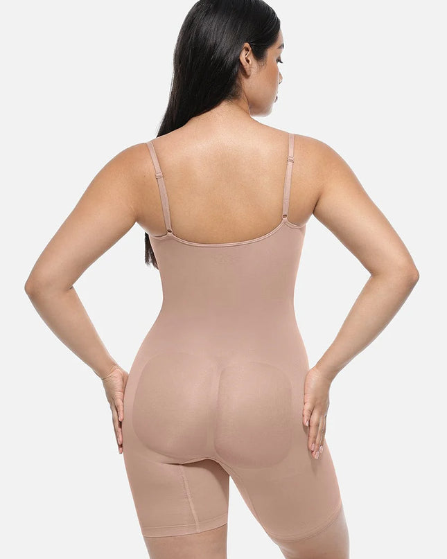 Novelia™ Sculpt – tvarující body se šortkovým střihem